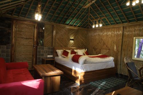 Nature Huts - last minute hotel in Bhim Tal