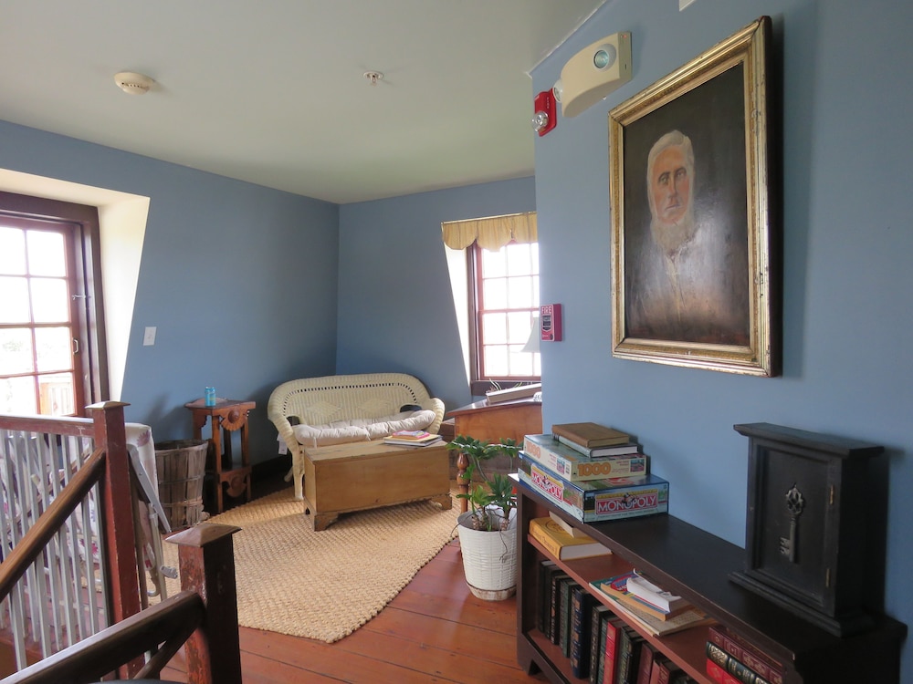 The Whitehaven Hotel - photo 4