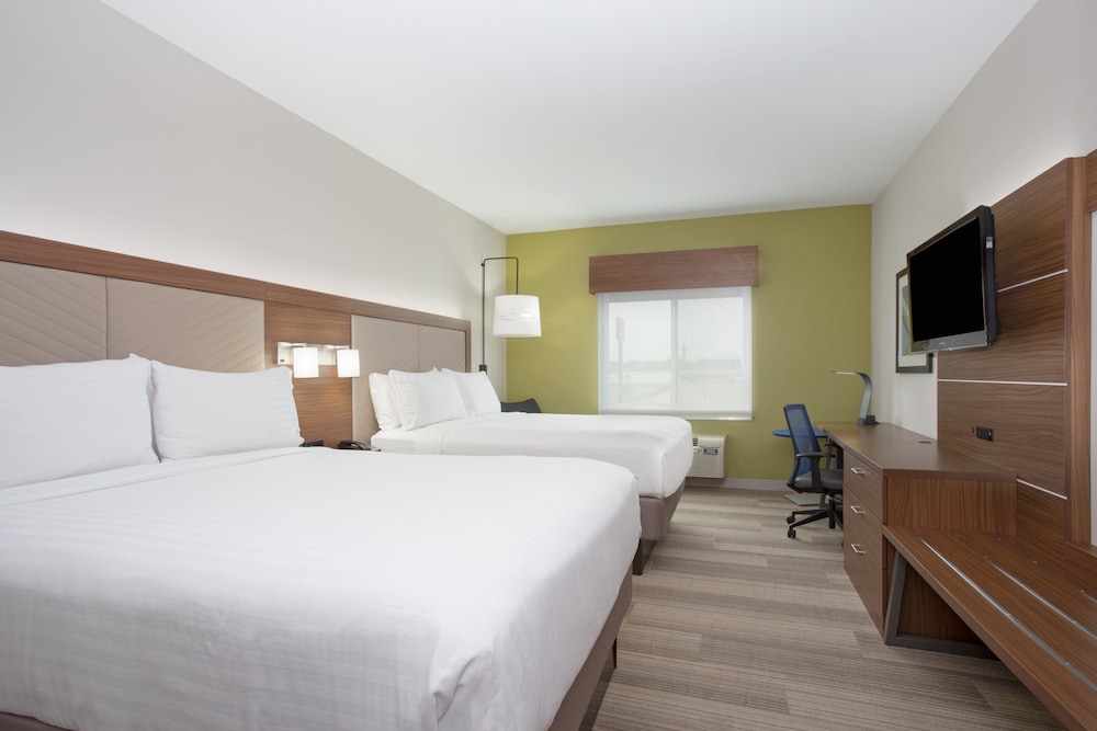 Holiday Inn Express & Suites Amarillo by IHG - photo 7
