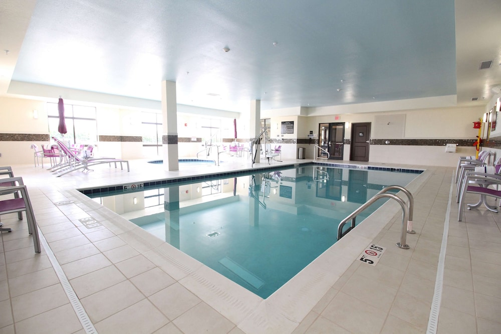 Hampton Inn & Suites Sandusky Milan - photo 18