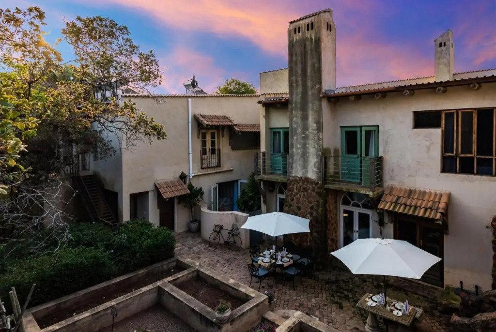 Hagios House — 4-Star Luxury Hotel in Pretoria, South Africa