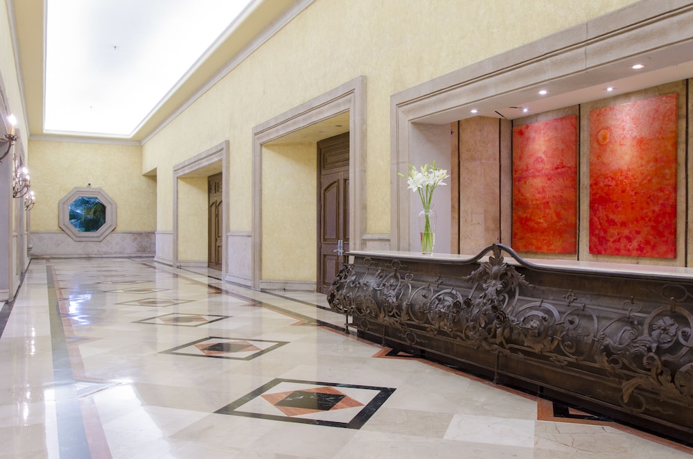 Reception hall