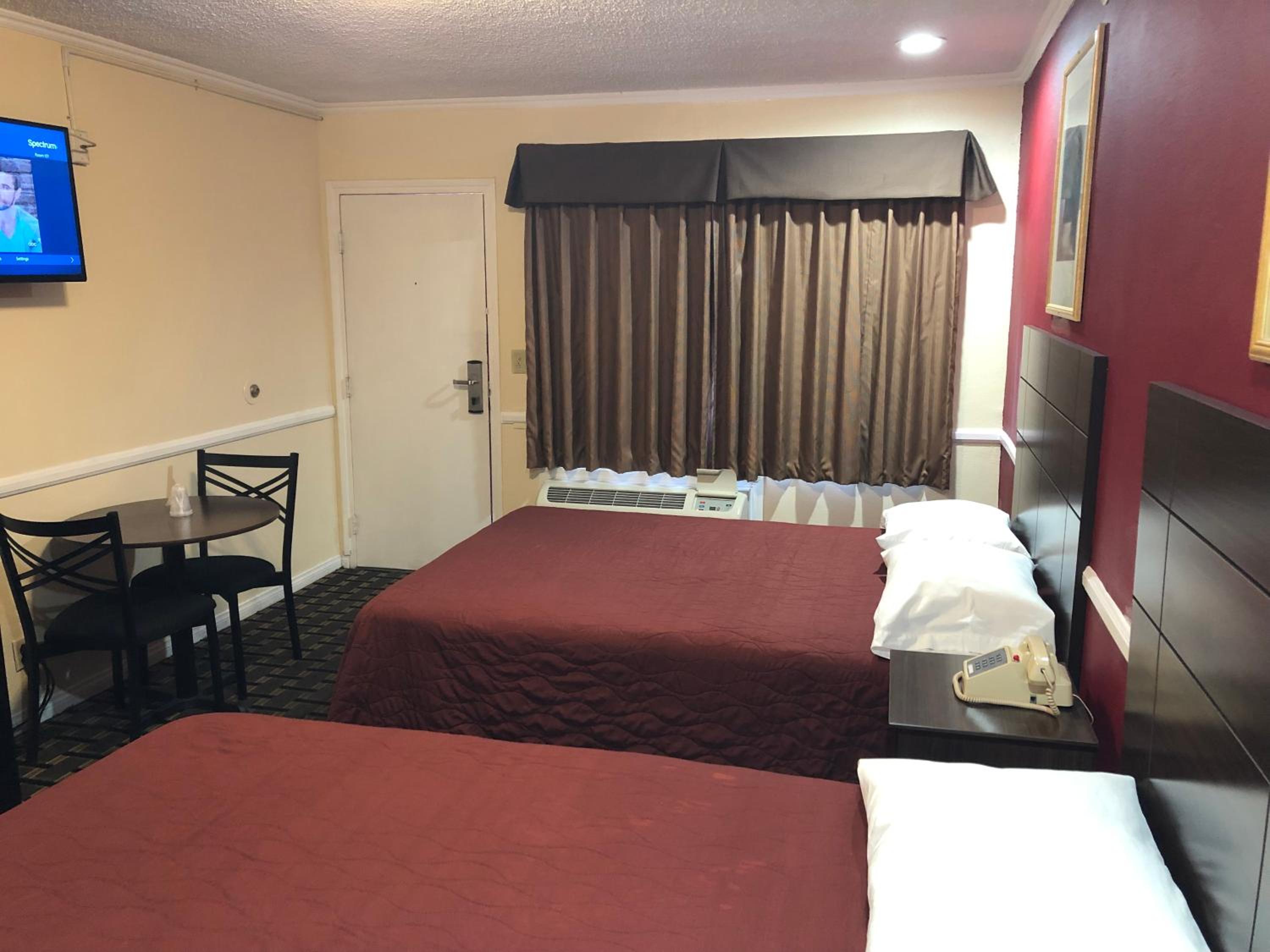 Whittier Travel Inn - photo 19