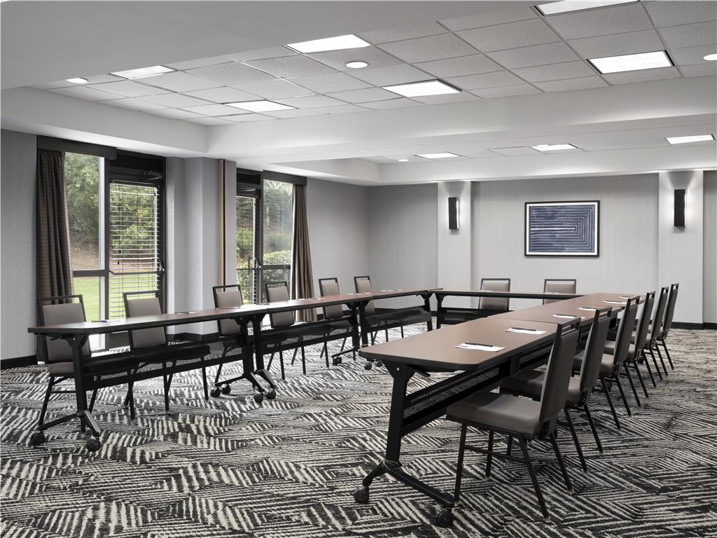 Hyatt Place Atlanta Alpharetta North Point Mall - photo 31