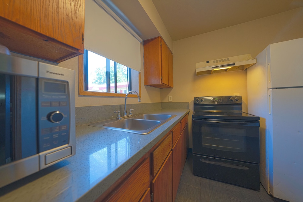Budget Inn Oregon City Portland - photo 37