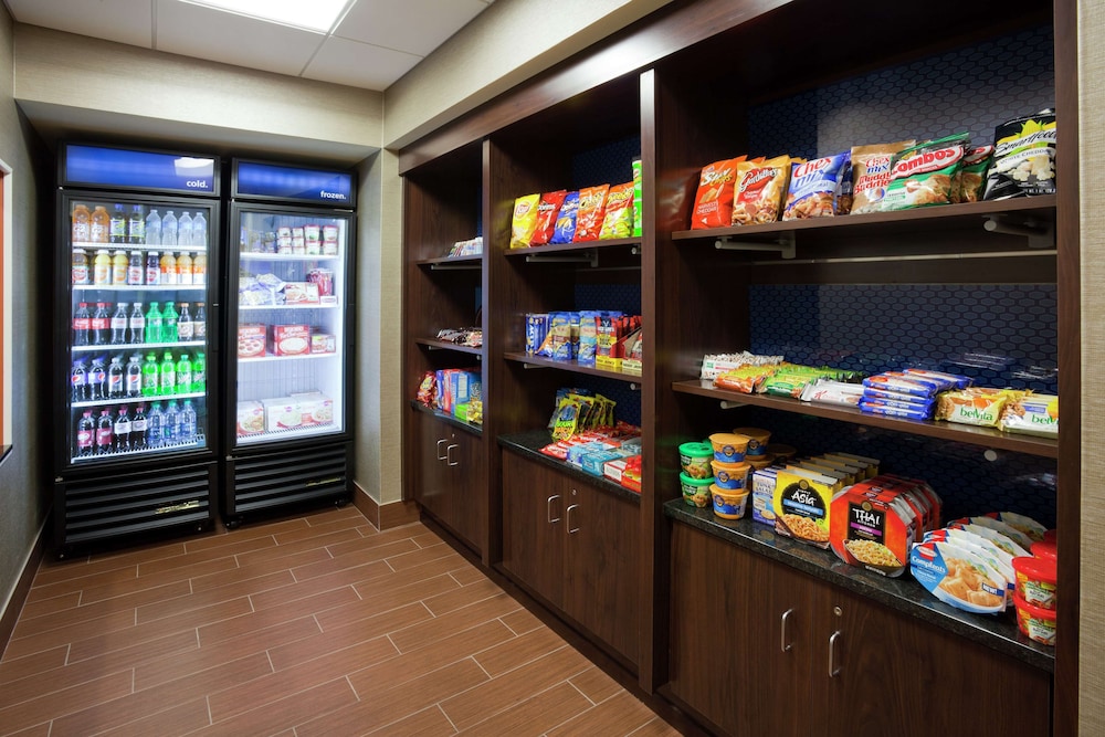 Hampton Inn & Suites Minneapolis West Minnetonka - photo 25