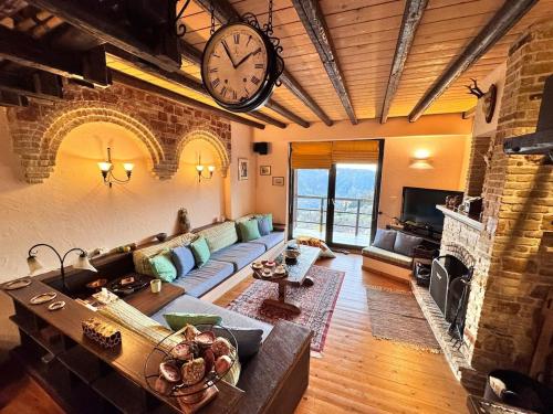 Paragon of Arachova in Arachova, Greece