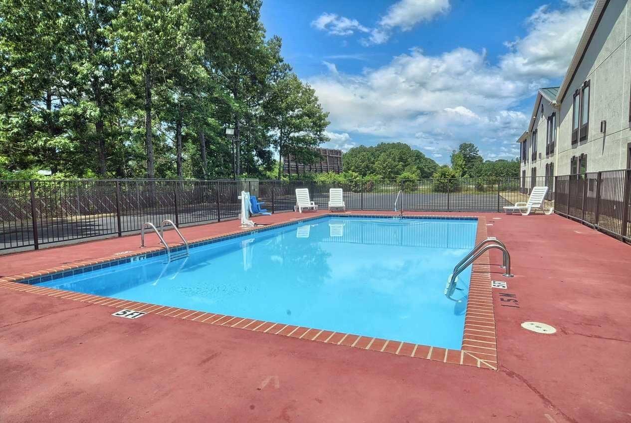 Baymont by Wyndham Caddo Valley Arkadelphia - photo 9