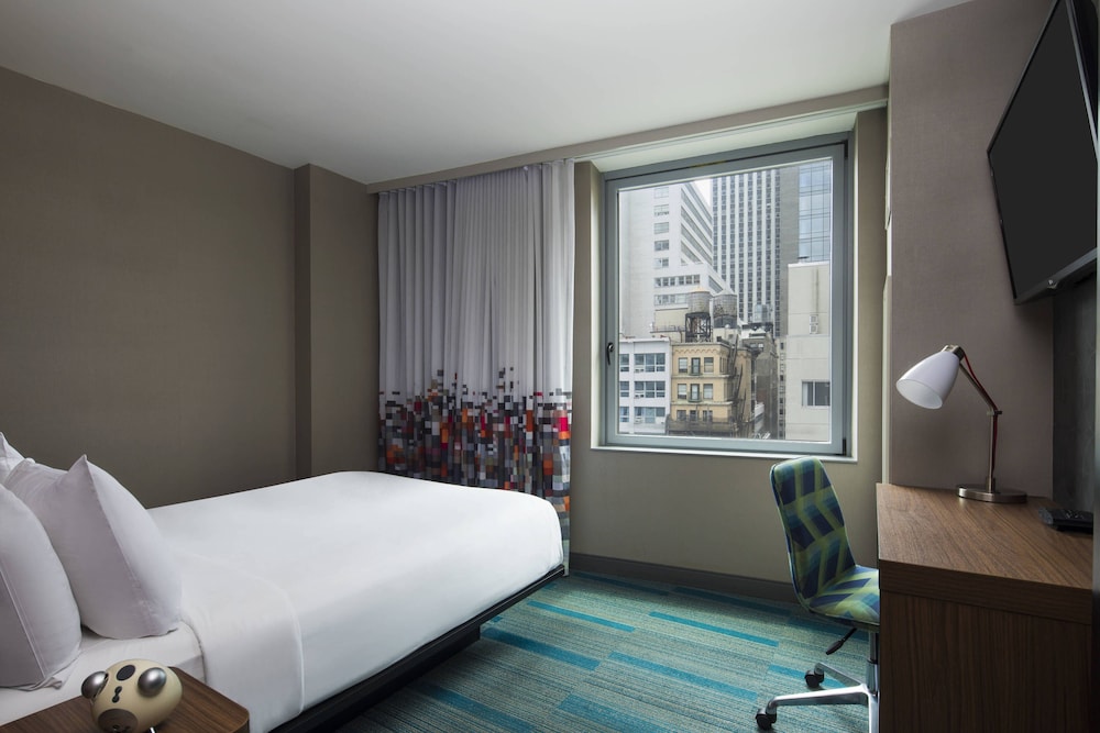 Aloft Manhattan Downtown Financial District - photo 12