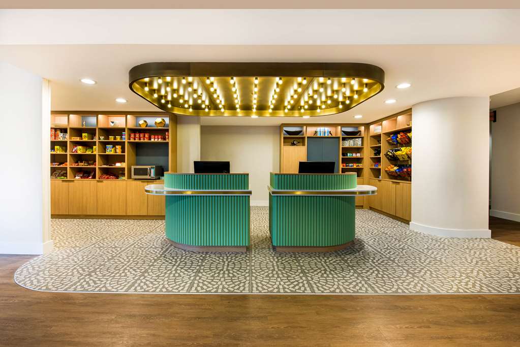 Sonesta Select Philadelphia Airport - photo 5