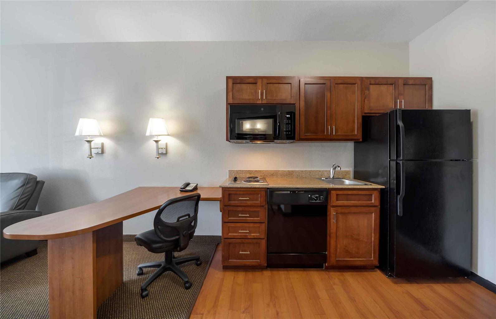 Extended Stay America Suites Lawton Fort Sill - photo 30