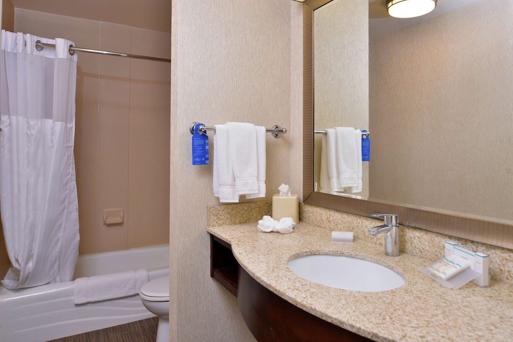 Hilton Garden Inn Boise Spectrum - photo 39