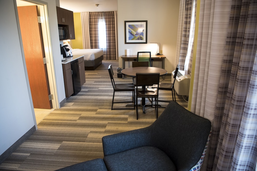 Holiday Inn Express Hotel & Suites Lexington Downtown by IHG - photo 13