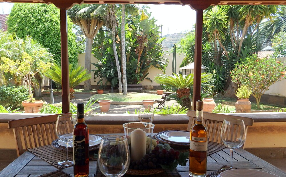 La Casa De Nena — 4-Star Luxury Hotel in La Laguna, Spain