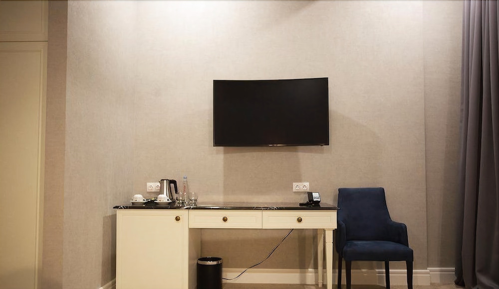 Lifferent Hotel & Spa