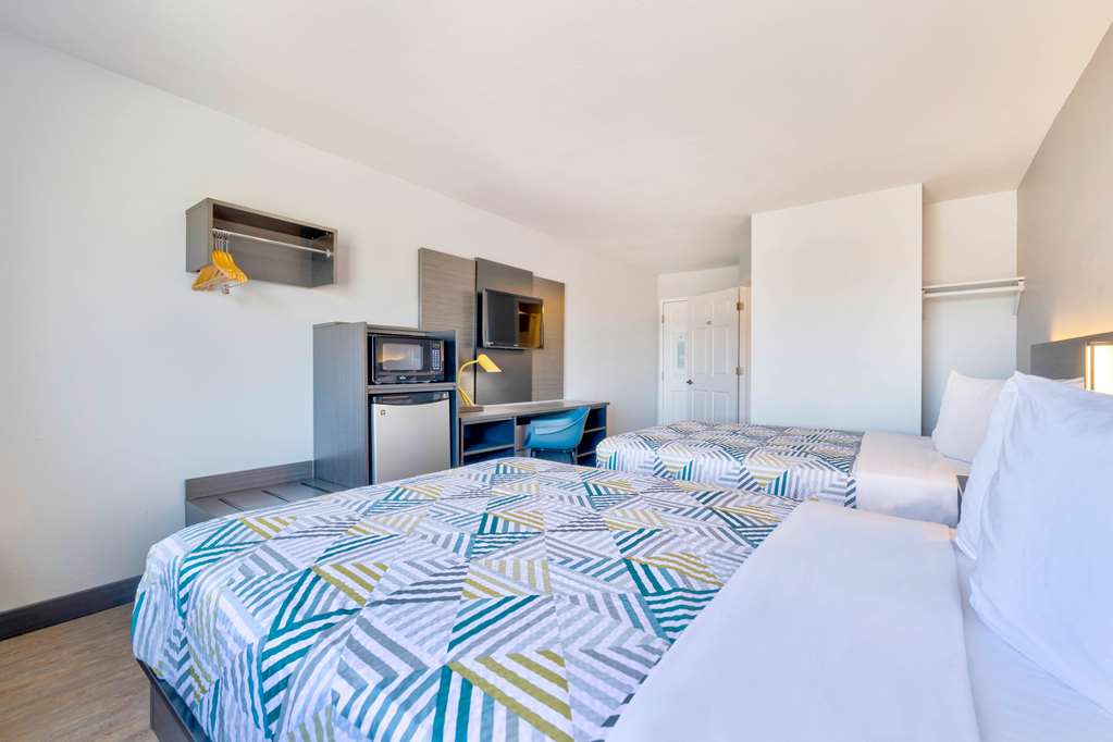 Motel6 Norman OK - photo 14