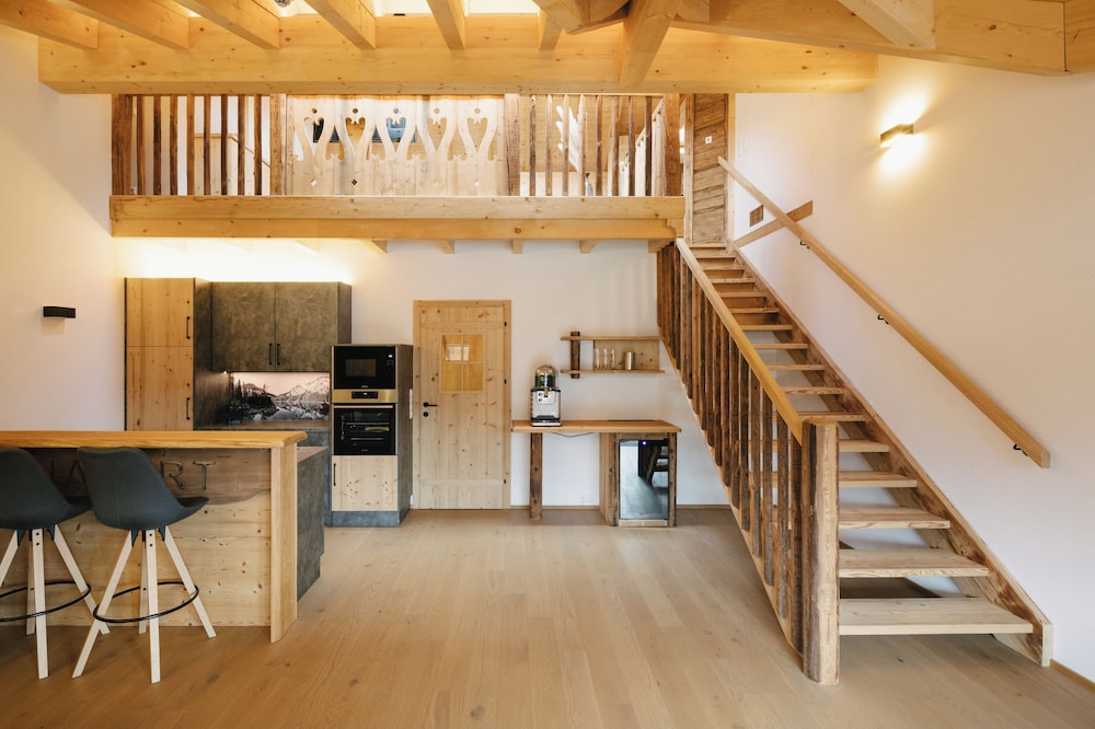 SunApart by Apart4you — 4-Star Luxury Hotel in Haus Im Ennstal, Austria