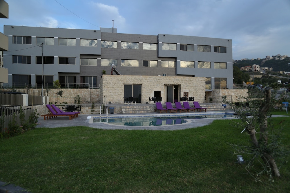 Vu’z Hotel Apt in Jbail, Lebanon
