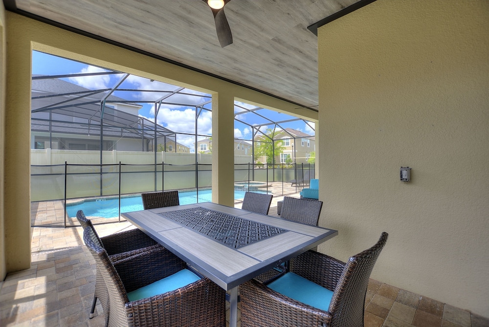 Rebel Flamingo @ Solara Resort By Shine Villas 804 7 Bedroom Villa Kissimmee - photo 54