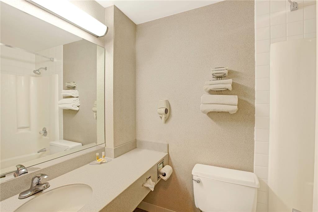 Days Inn by Wyndham Parsippany - photo 8