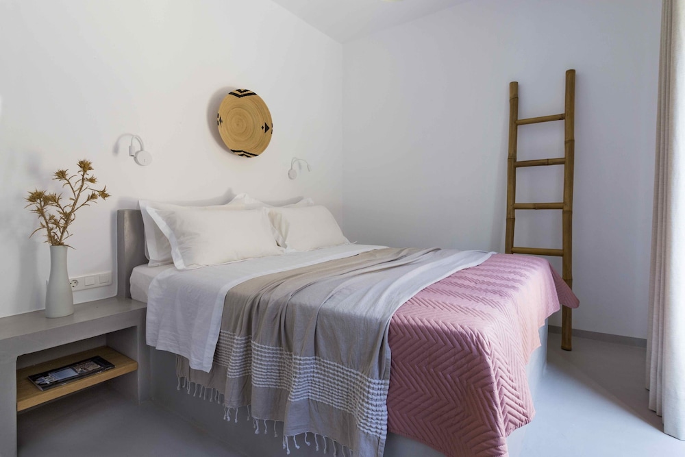Phos Villas Tinos — 4-Star Luxury Hotel in Tinos, Greece