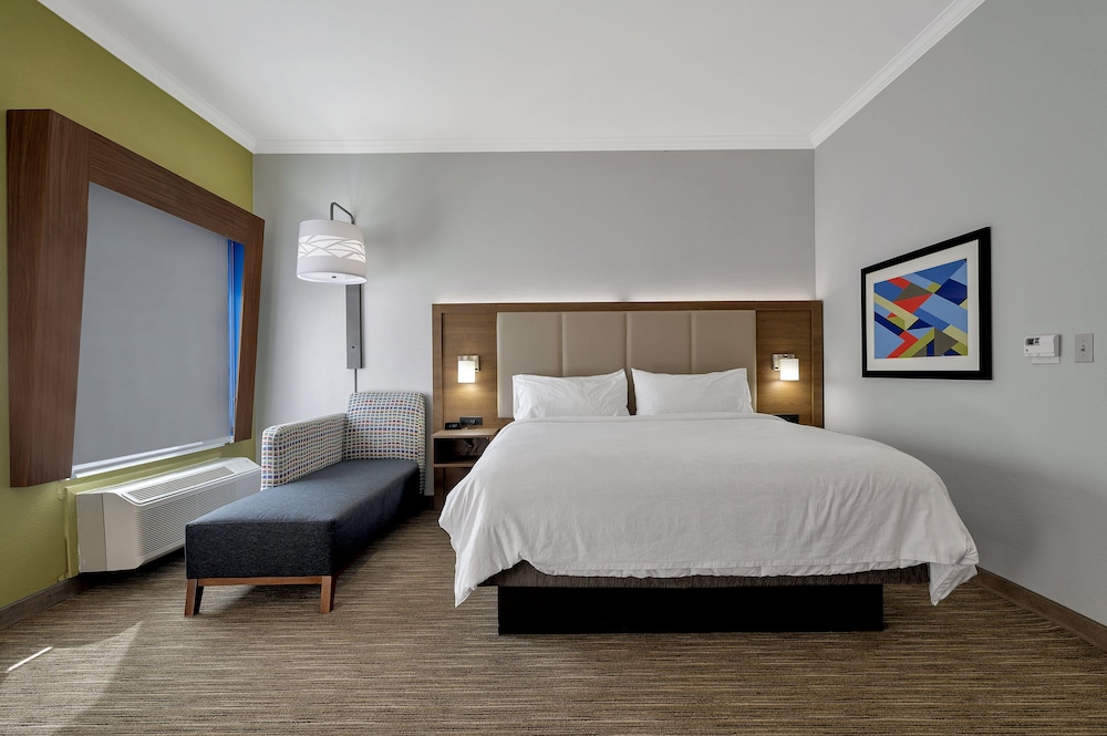 Holiday Inn Express & Suites Lufkin South by IHG - photo 20