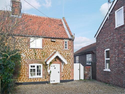 Sweet Pea Cottage — 4-Star Luxury Hotel in Heacham, United Kingdom
