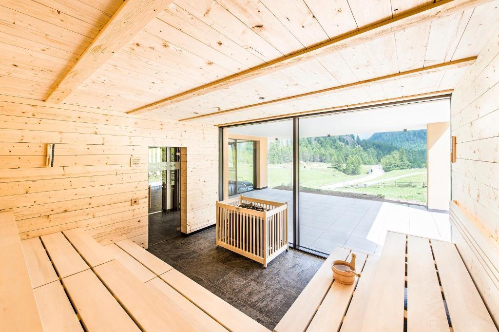 Hotel Gerstgras - carbon neutral hotel in Senales