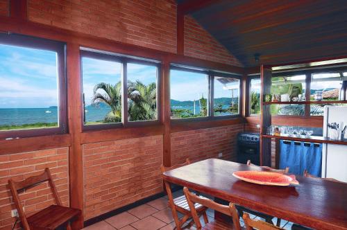 Casa Inteira frente mar — 4-Star Luxury Hotel in Paraty, Brasil