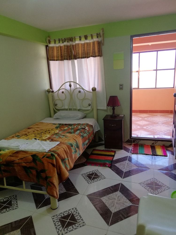 Hotel Aguilar — hotel in Uyuni