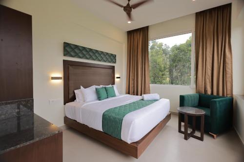 Hotel Aavudai Grand in Nagercoil, India