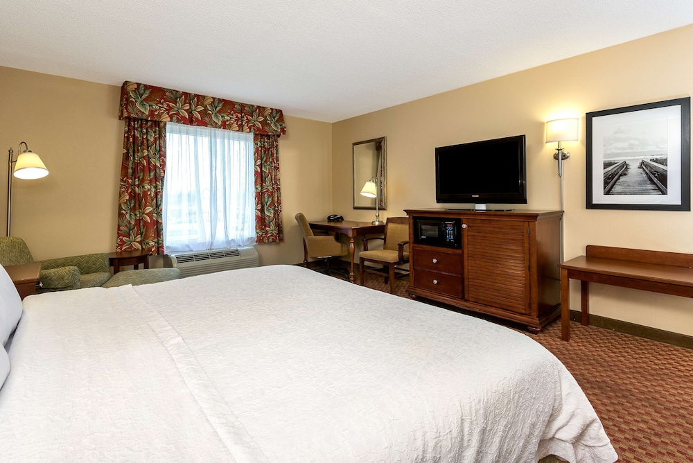 Hampton Inn & Suites Florence North I 95 - photo 12