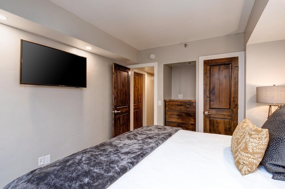 Park Station Condominium Hotel - photo 67