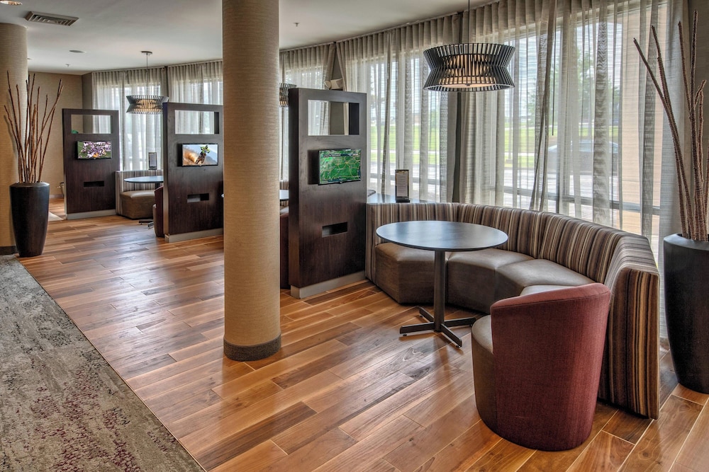 Courtyard by Marriott Troy - photo 19