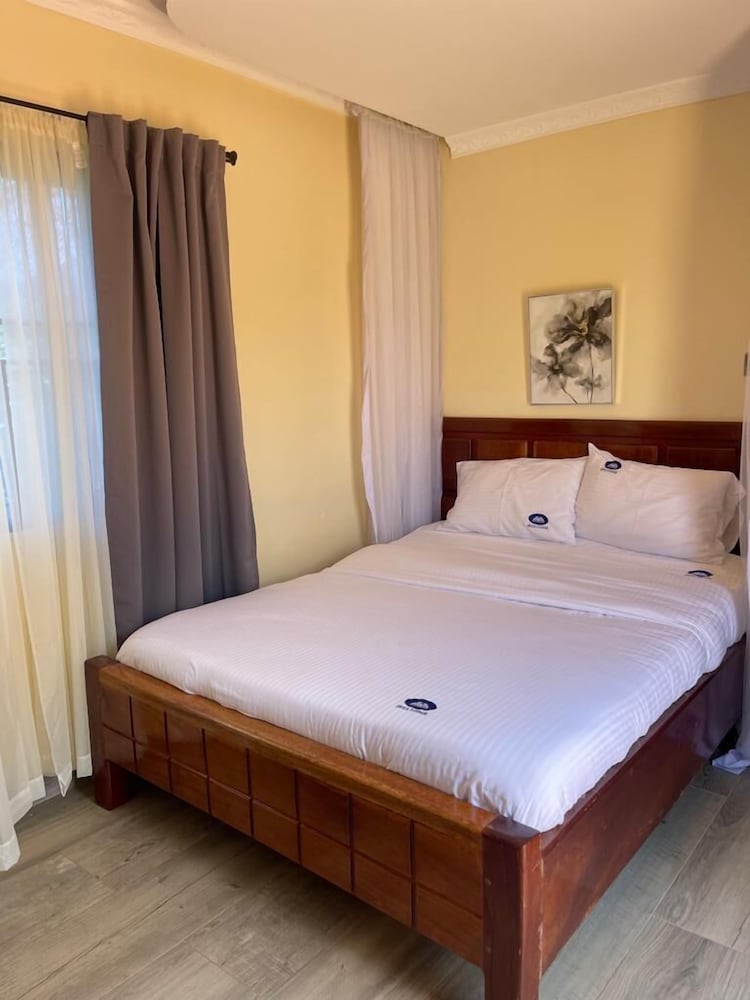 Sega Lodge — Siaya — photo 5