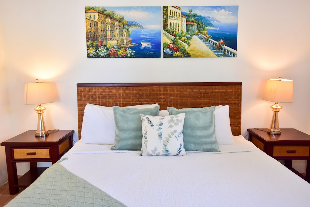 Coconut Row Boutique Hotel — Dangriga — photo 3