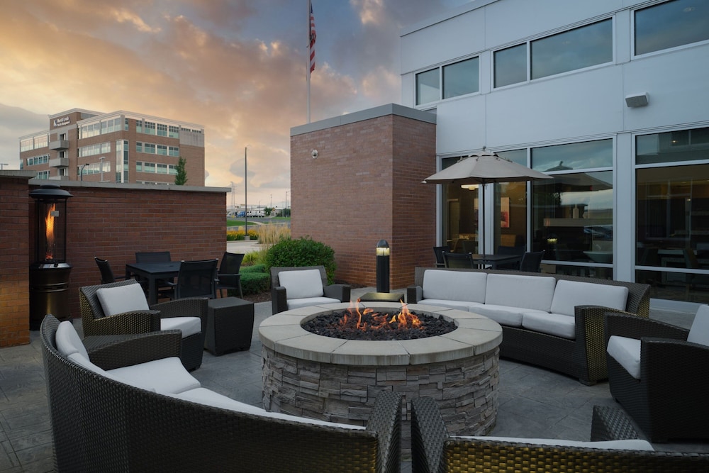 Residence Inn by Marriott Green Bay Downtown - photo 41