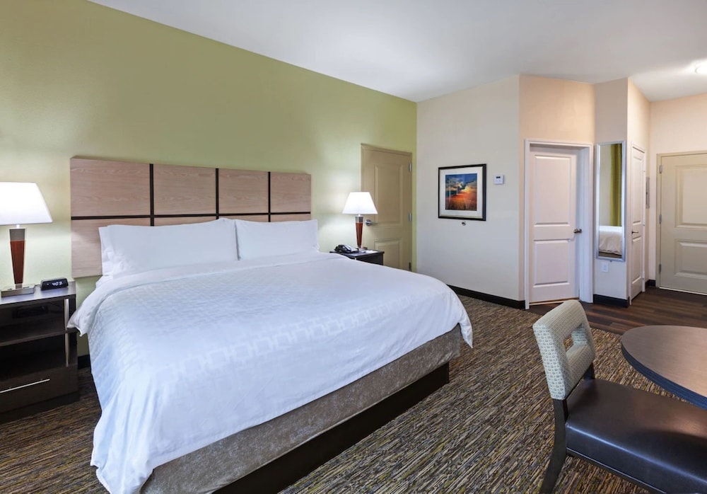 Candlewood Suites Midland SW by IHG - photo 21
