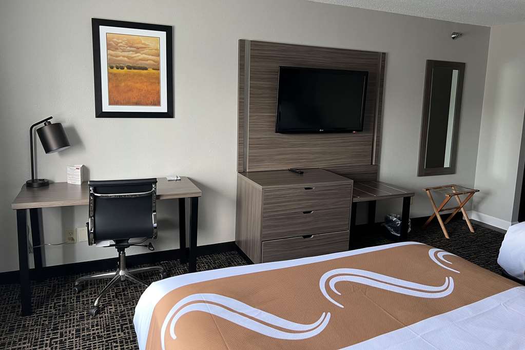 Quality Inn & Suites Red Wing - photo 8