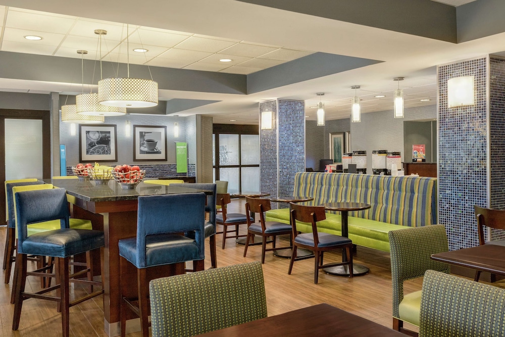 Hampton Inn Birmingham Trussville - photo 5