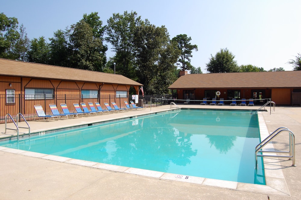 Forest Lake RV & Camping Resort - photo 8