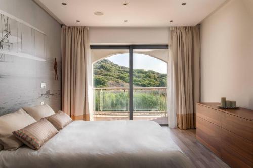 Mellieha Bay Designer Apartment by Homely — 4-Star Luxury Hotel in Mellieha, Malta
