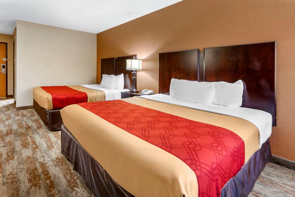 Econo Lodge Black Hills - photo 15