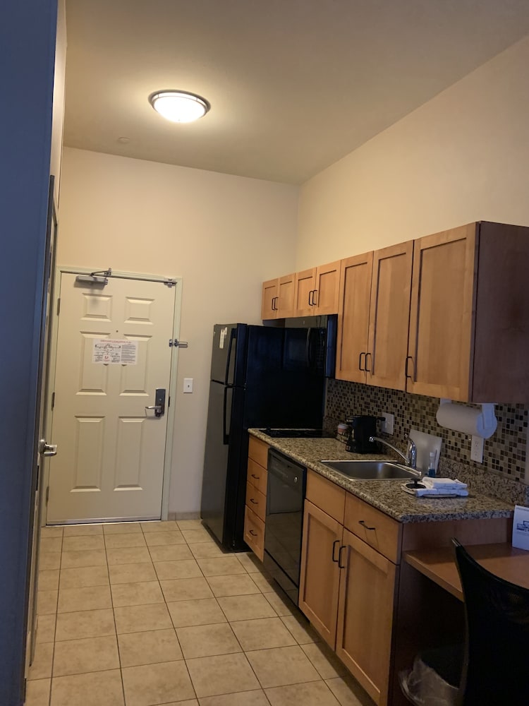 MainStay Suites Sidney Medical Center - photo 24