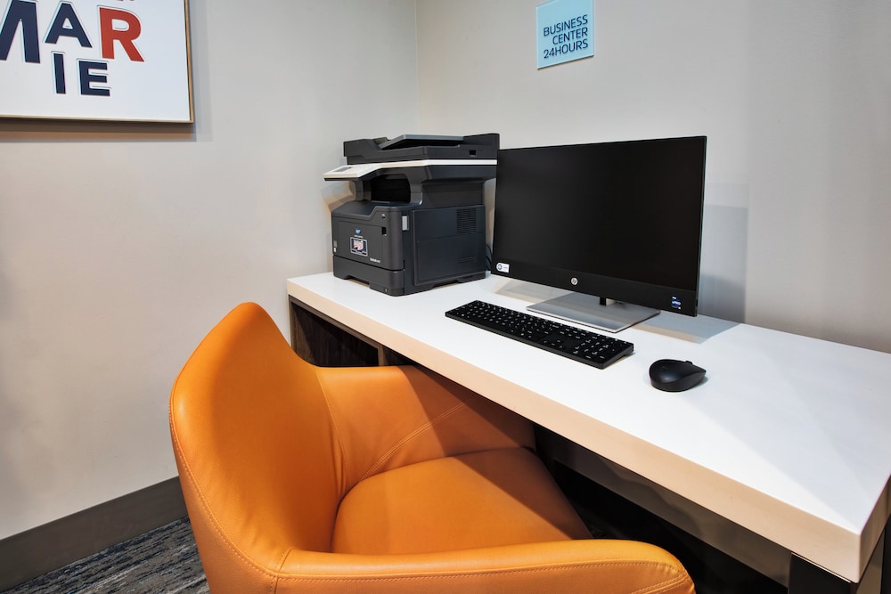 Holiday Inn Express Sault Ste. Marie by IHG - photo 35