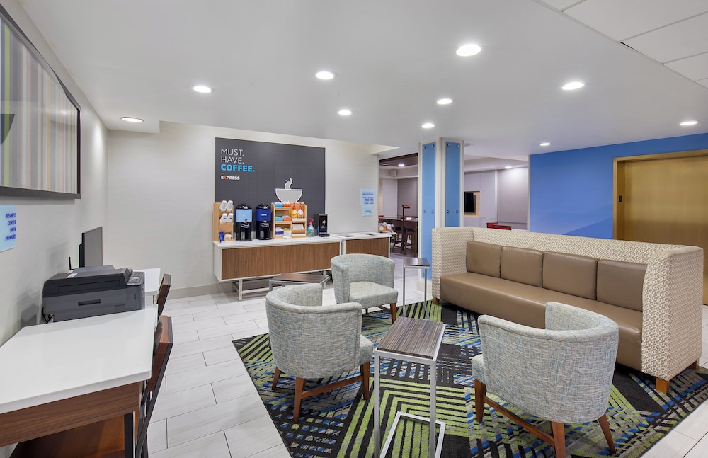 Holiday Inn Express Hotel and Suites Kings Mountain by IHG - photo 55