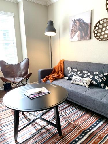 Spacious 2BR&2BA Med Center APT Free parking&shuttle — 4-Star Luxury Hotel in Houston, United States