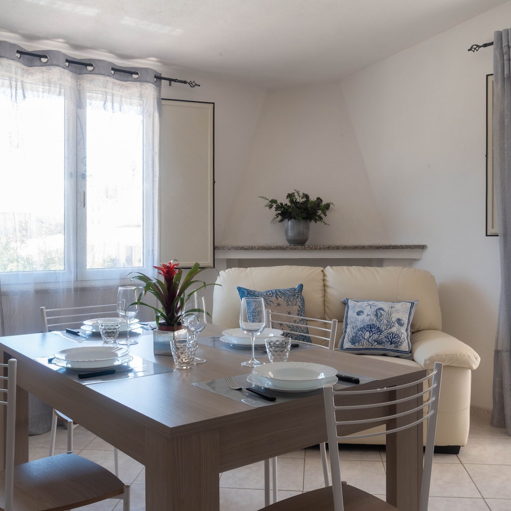 La Casa Dello Spritz — 4-Star Luxury Hotel in Siniscola, Italy