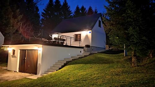 Holiday House Tjaša — 4-Star Luxury Hotel in Lokve, Croatia