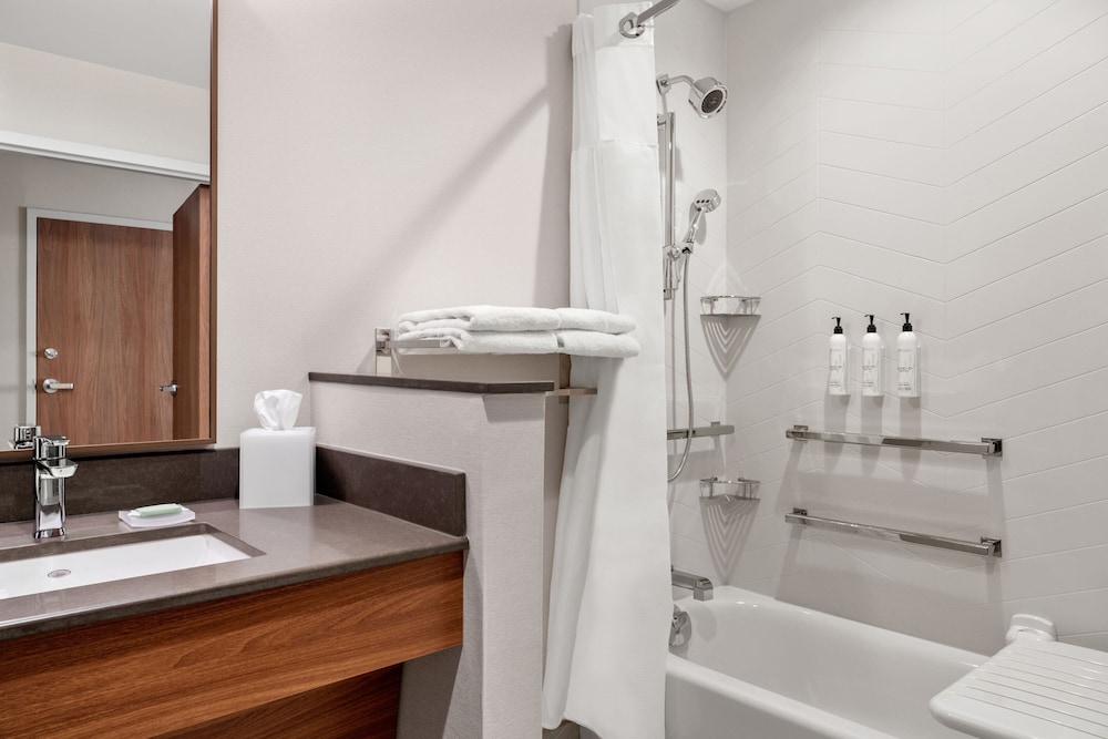 Fairfield by Marriott Inn & Suites Cape Girardeau - photo 13